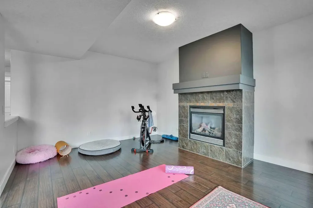 1319 Kings Heights Road SE Airdrie AB T4A 0E6
