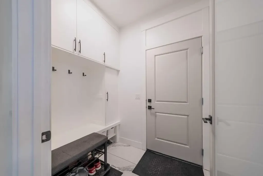 183 Saddlelake Terrace NE Calgary AB T3J2E8