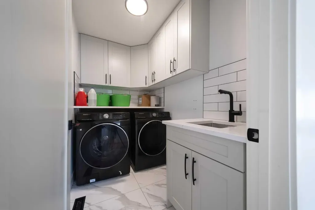 183 Saddlelake Terrace NE Calgary AB T3J2E8
