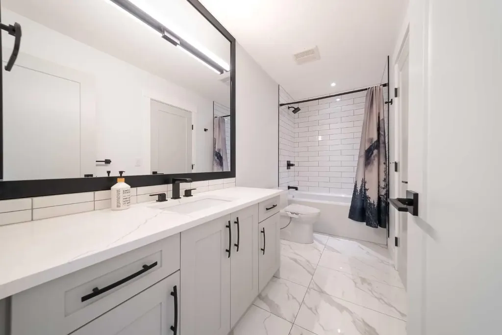 183 Saddlelake Terrace NE Calgary AB T3J2E8