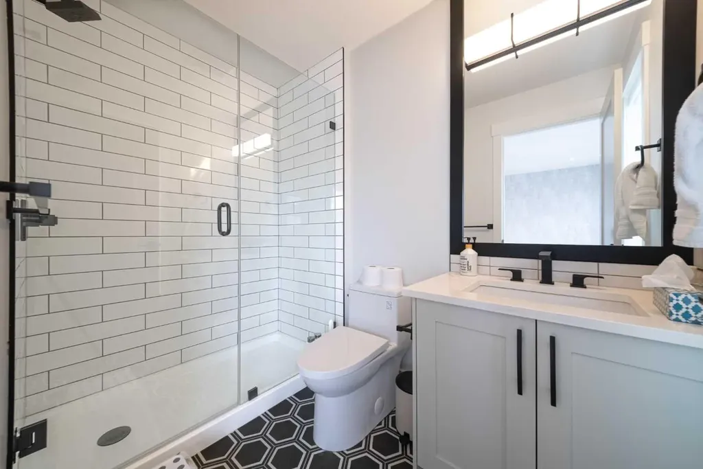 183 Saddlelake Terrace NE Calgary AB T3J2E8