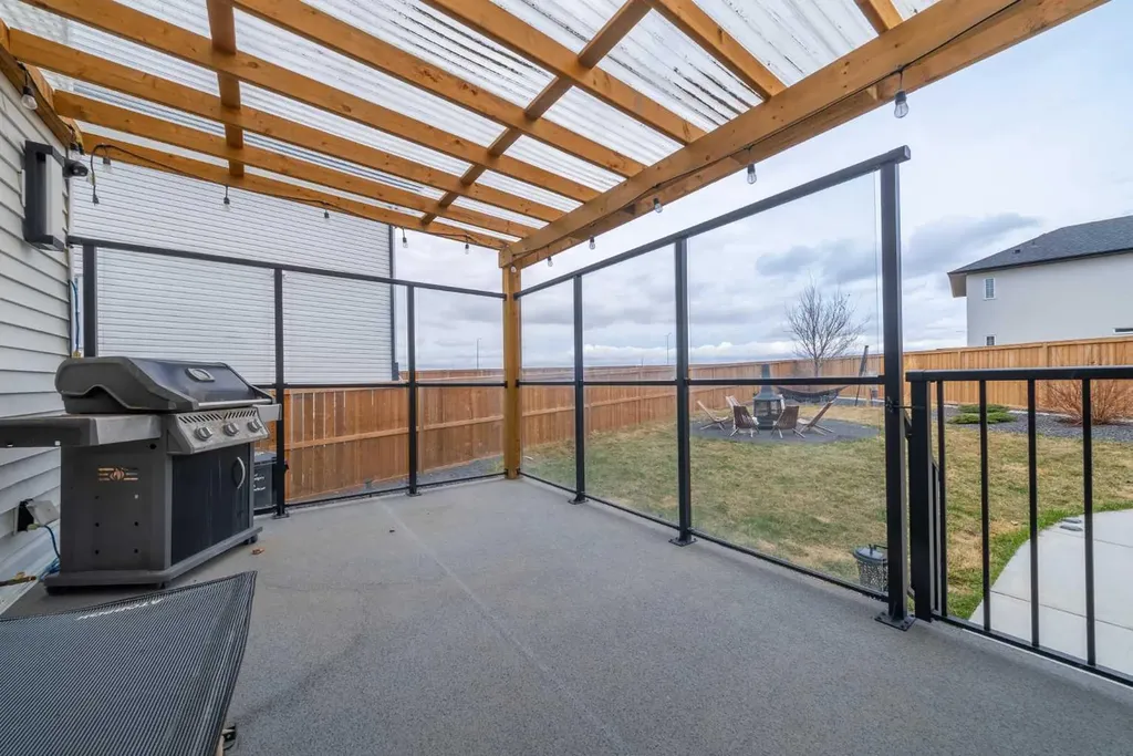 183 Saddlelake Terrace NE Calgary AB T3J2E8