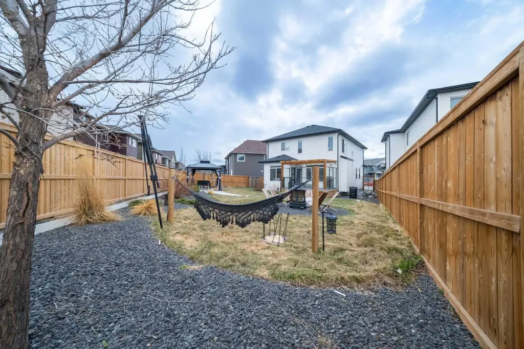 183 Saddlelake Terrace NE Calgary AB T3J2E8