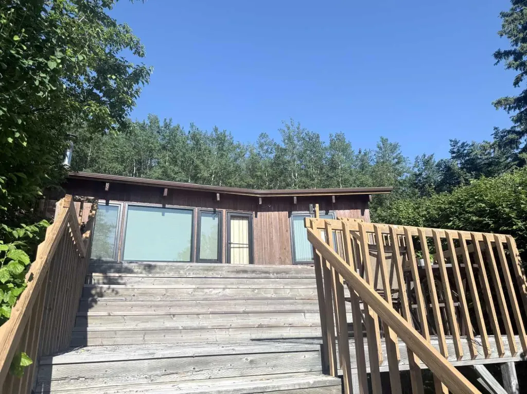 322 & 318 13221 Twp 680 Road Lac La Biche AB T0A2C1