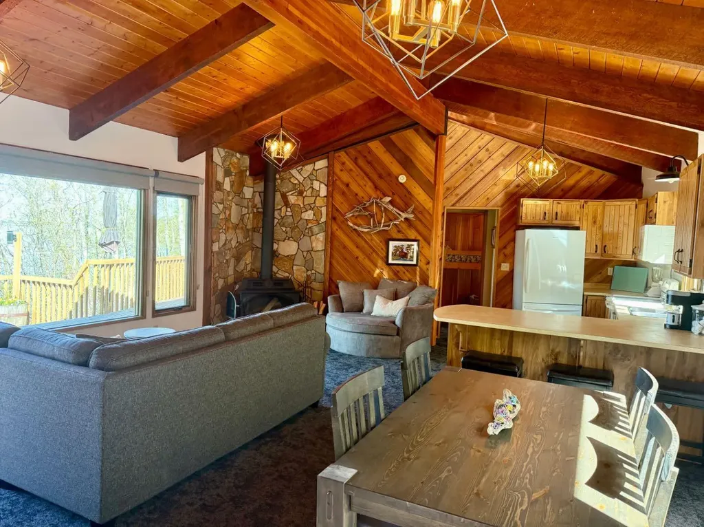 322 & 318 13221 Twp 680 Road Lac La Biche AB T0A2C1