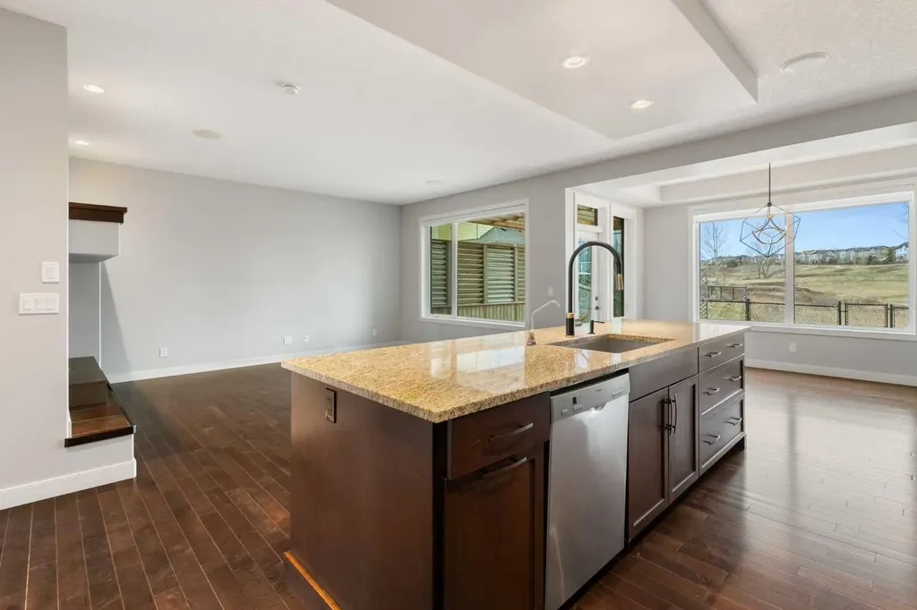 13 Sage Hill Landing NW Calgary AB T3R 0H5