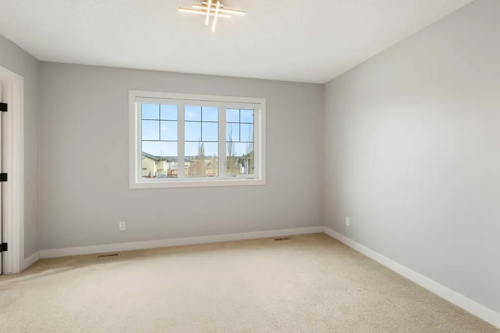 13 Sage Hill Landing NW Calgary AB T3R 0H5