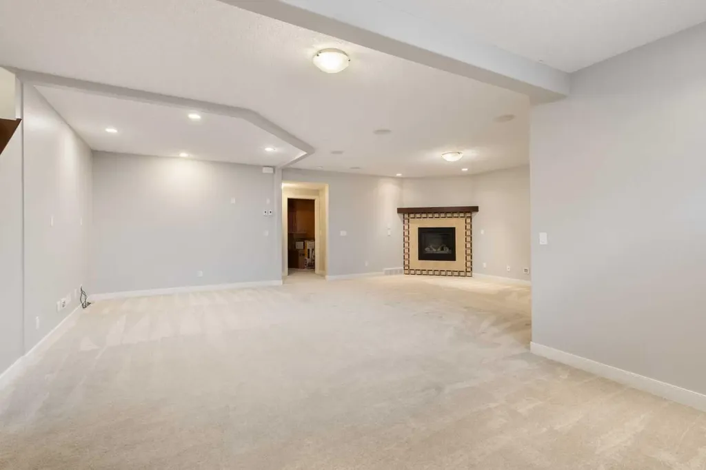 13 Sage Hill Landing NW Calgary AB T3R 0H5