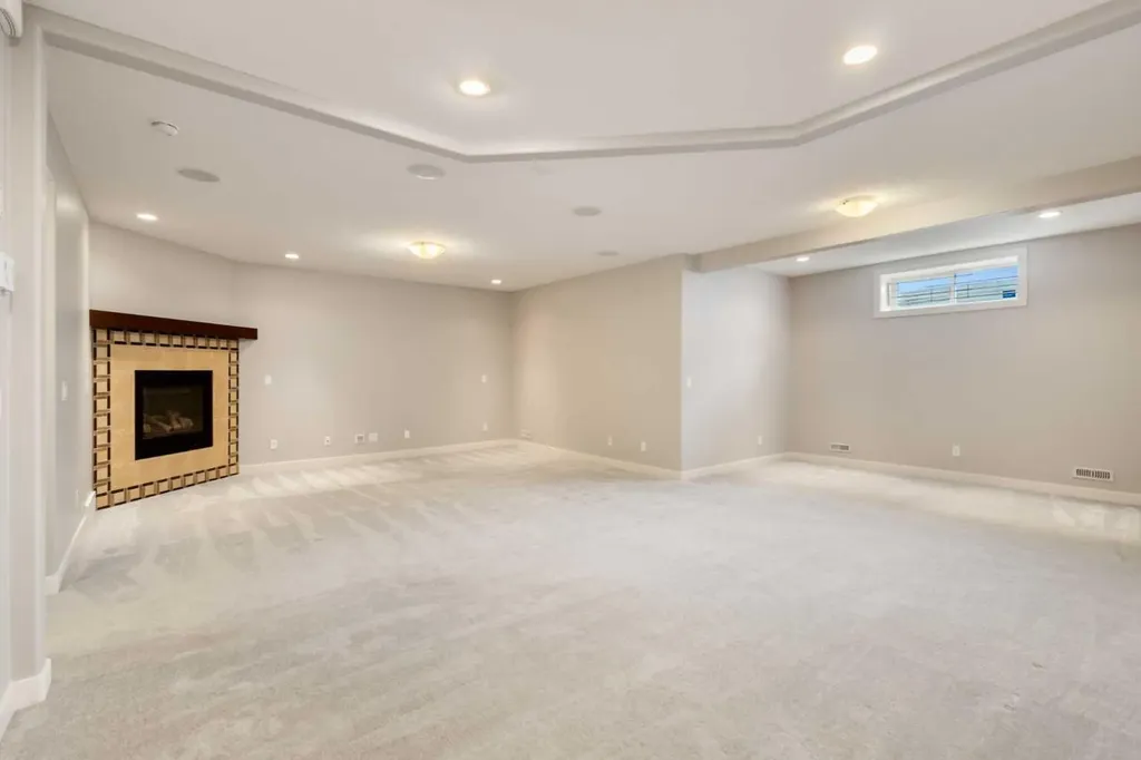 13 Sage Hill Landing NW Calgary AB T3R 0H5