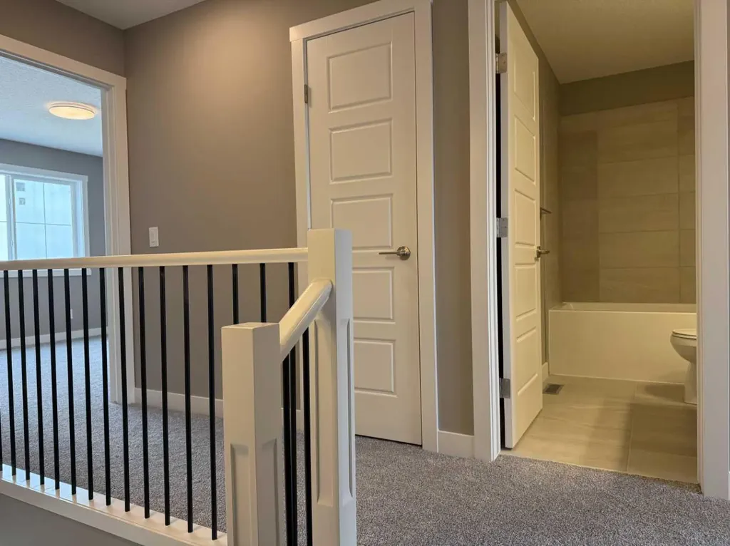 24 Sundown Place Cochrane AB T4C 3H2