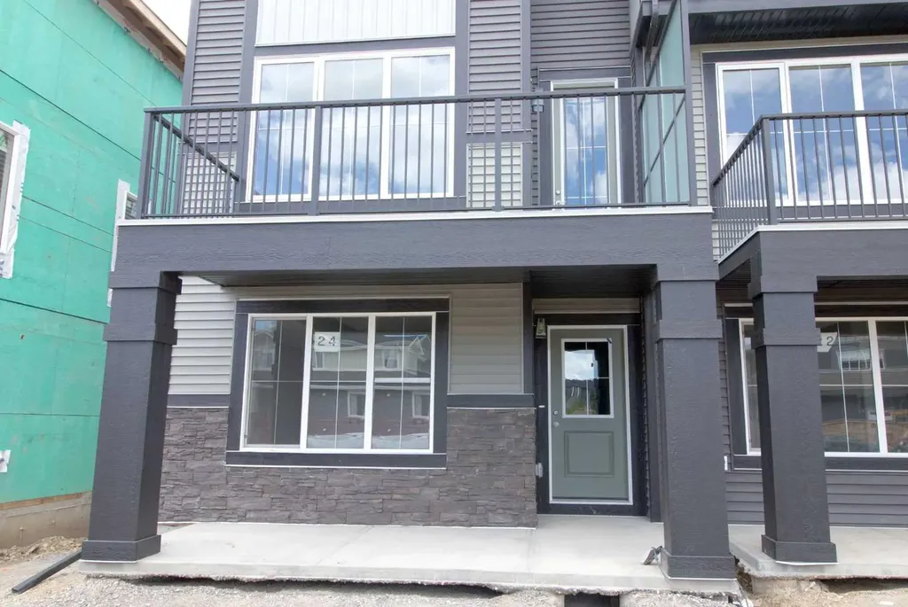 24 Sundown Place Cochrane AB T4C 3H2