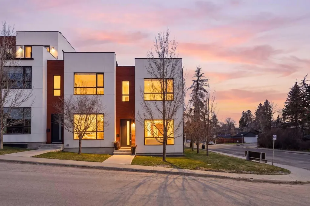 1502 37 Avenue SW Calgary AB T2T 3W2