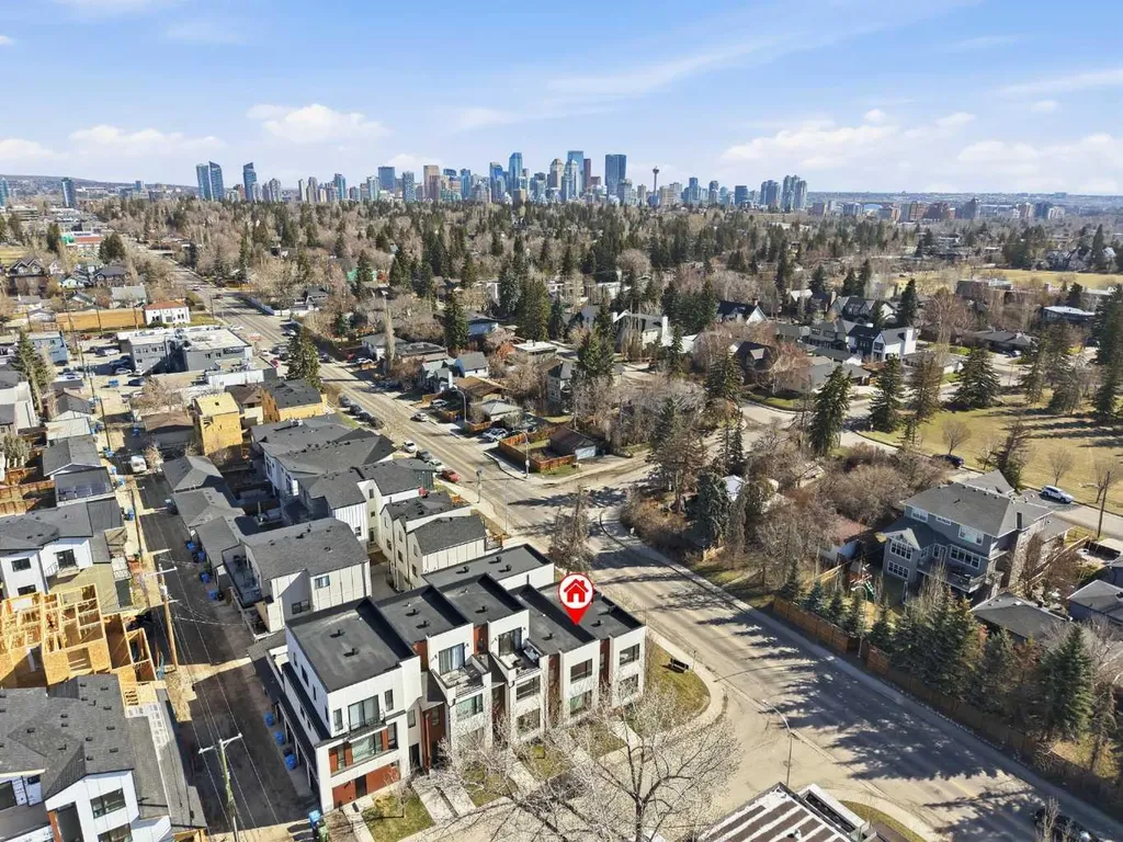 1502 37 Avenue SW Calgary AB T2T 3W2