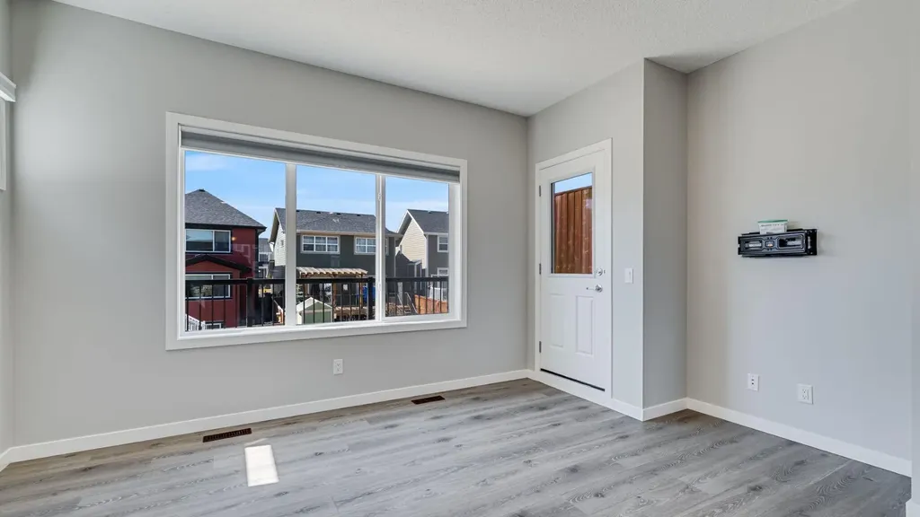205 Sundown Road Cochrane AB T4C 2M6