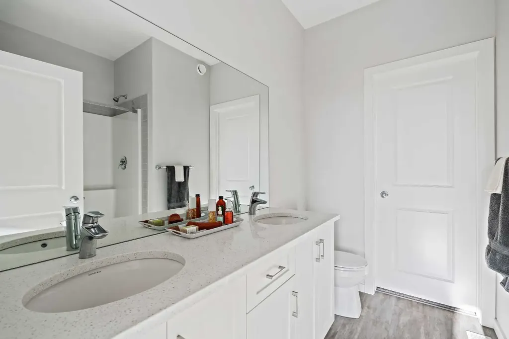 71 Lucas Street NW Calgary AB T3P 1S3