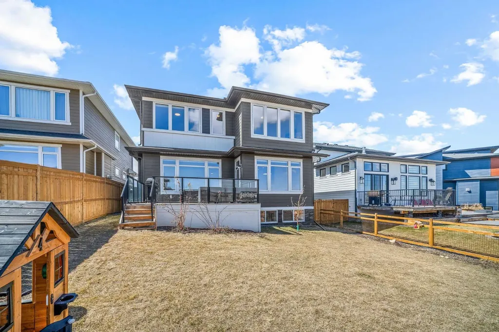 84 Saltsage Heath Rural Rocky View County AB T3Z 0E5
