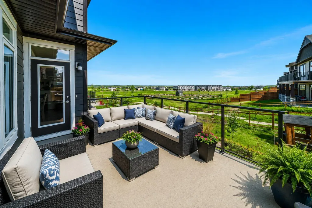 84 Saltsage Heath Rural Rocky View County AB T3Z 0E5