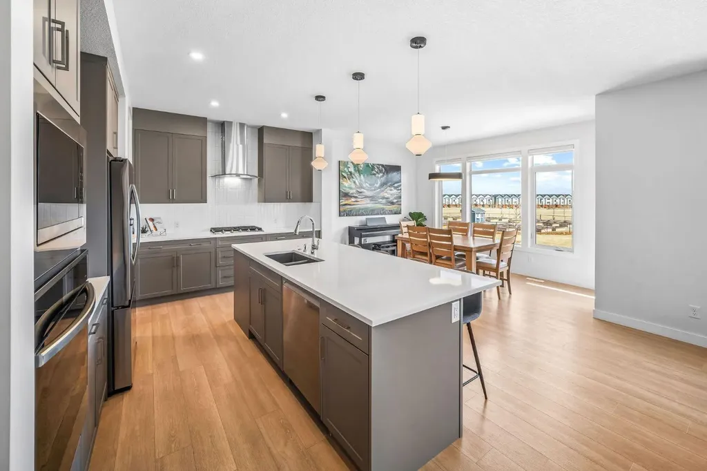 84 Saltsage Heath Rural Rocky View County AB T3Z 0E5