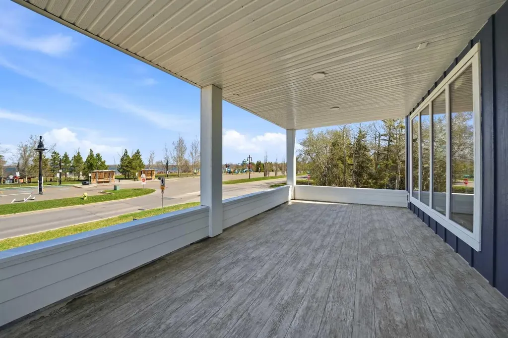 4205 Lakeshore Drive Sylvan Lake AB T4S 1B9