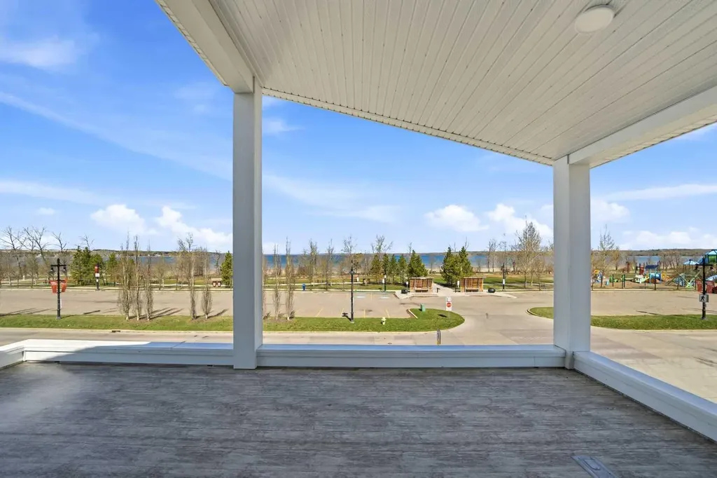 4205 Lakeshore Drive Sylvan Lake AB T4S 1B9