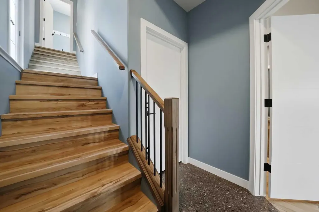 4205 Lakeshore Drive Sylvan Lake AB T4S 1B9