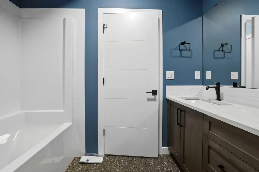 4205 Lakeshore Drive Sylvan Lake AB T4S 1B9