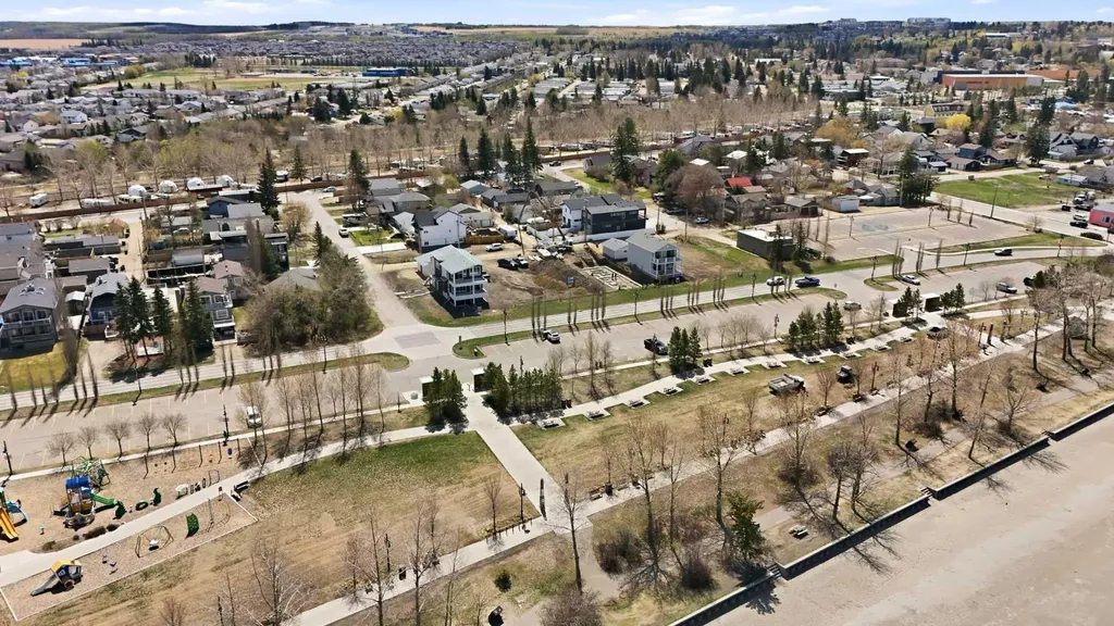 4205 Lakeshore Drive Sylvan Lake AB T4S 1B9