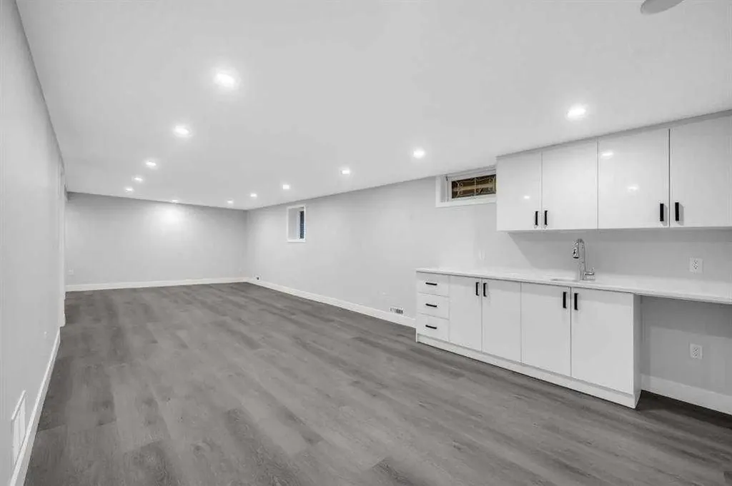 310 Wascana Crescent SE Calgary AB T2J1H5