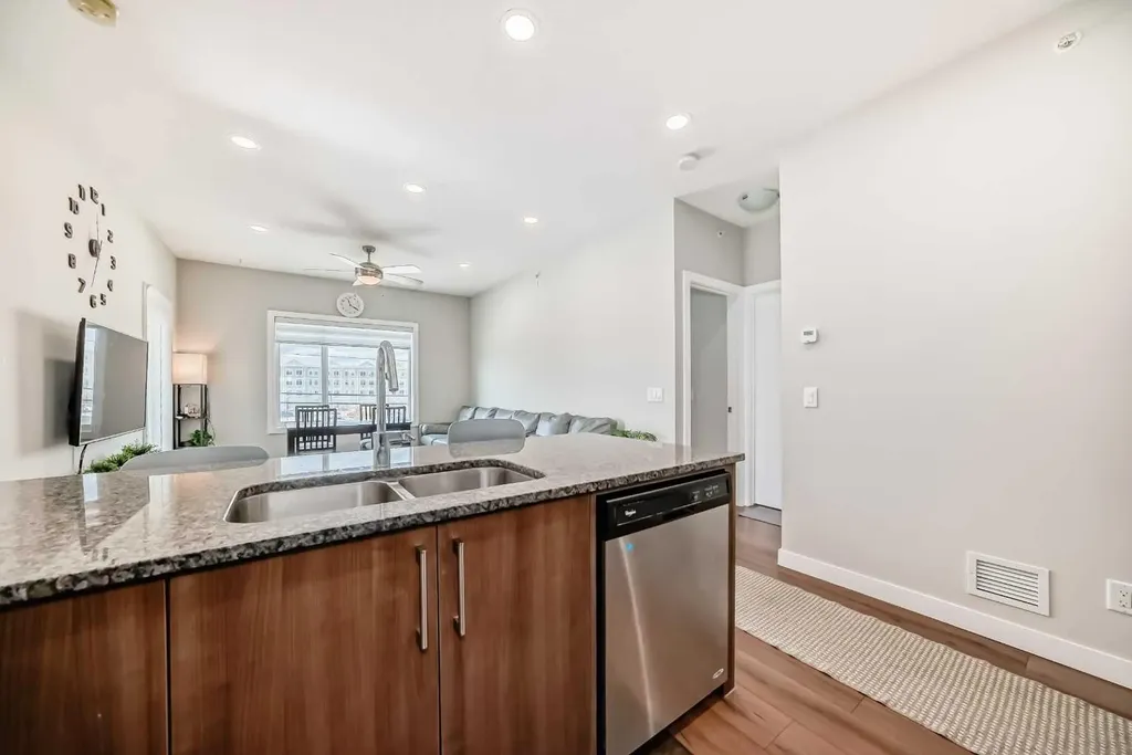 20 Sage Hill Terrace NW Calgary AB T3R 0W8