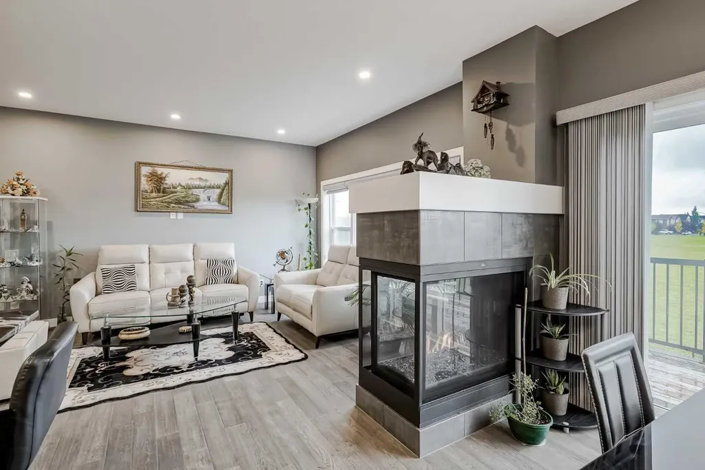 32 Legacy Cove SE Calgary AB T2X0Y7