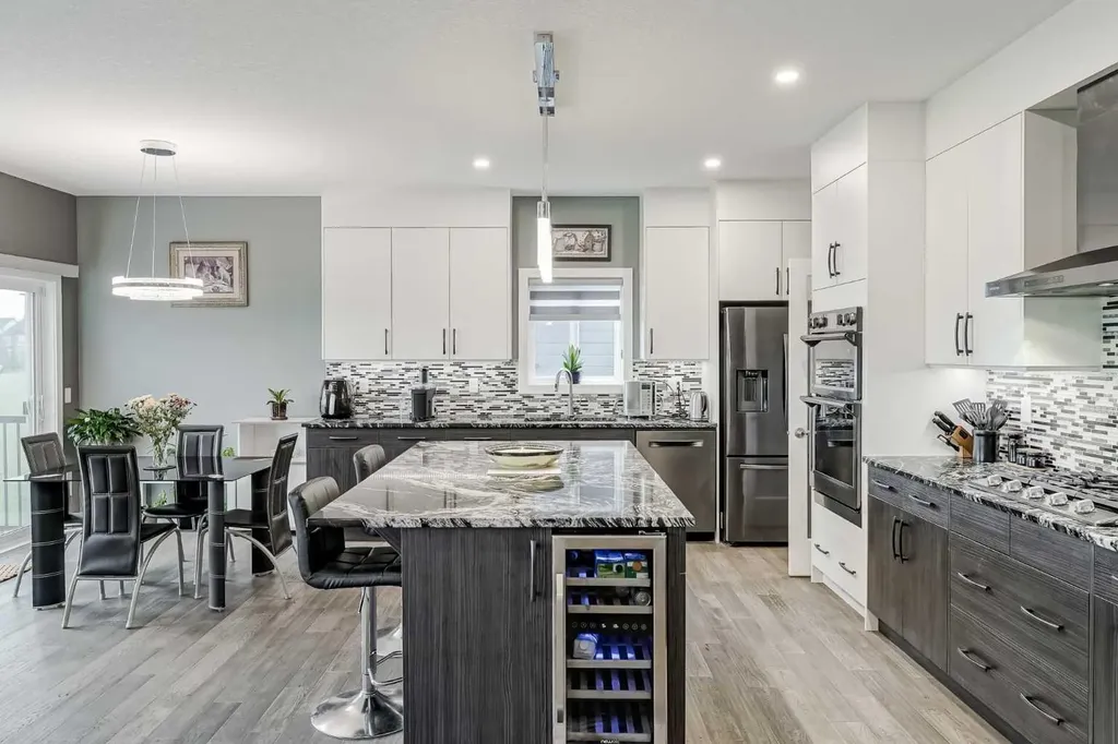32 Legacy Cove SE Calgary AB T2X0Y7