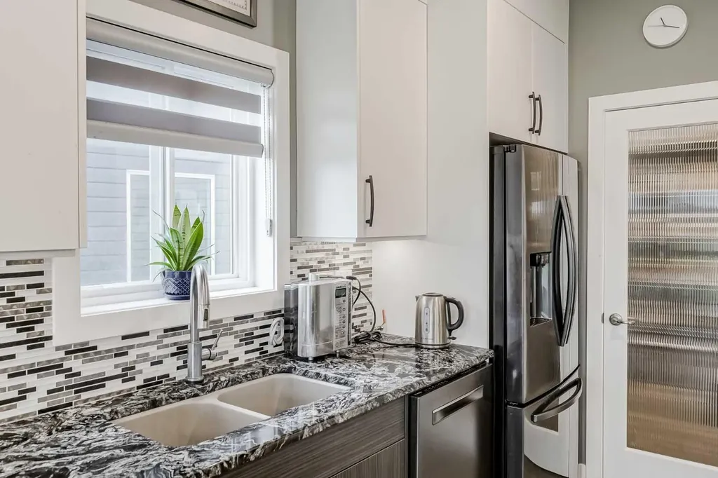 32 Legacy Cove SE Calgary AB T2X0Y7