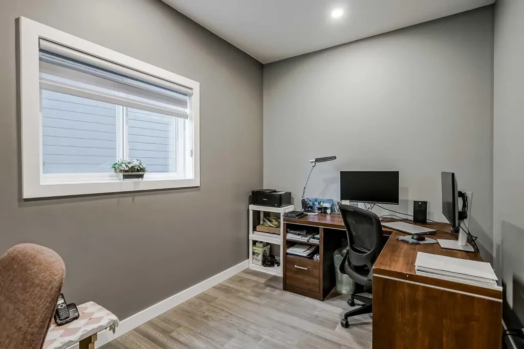 32 Legacy Cove SE Calgary AB T2X0Y7