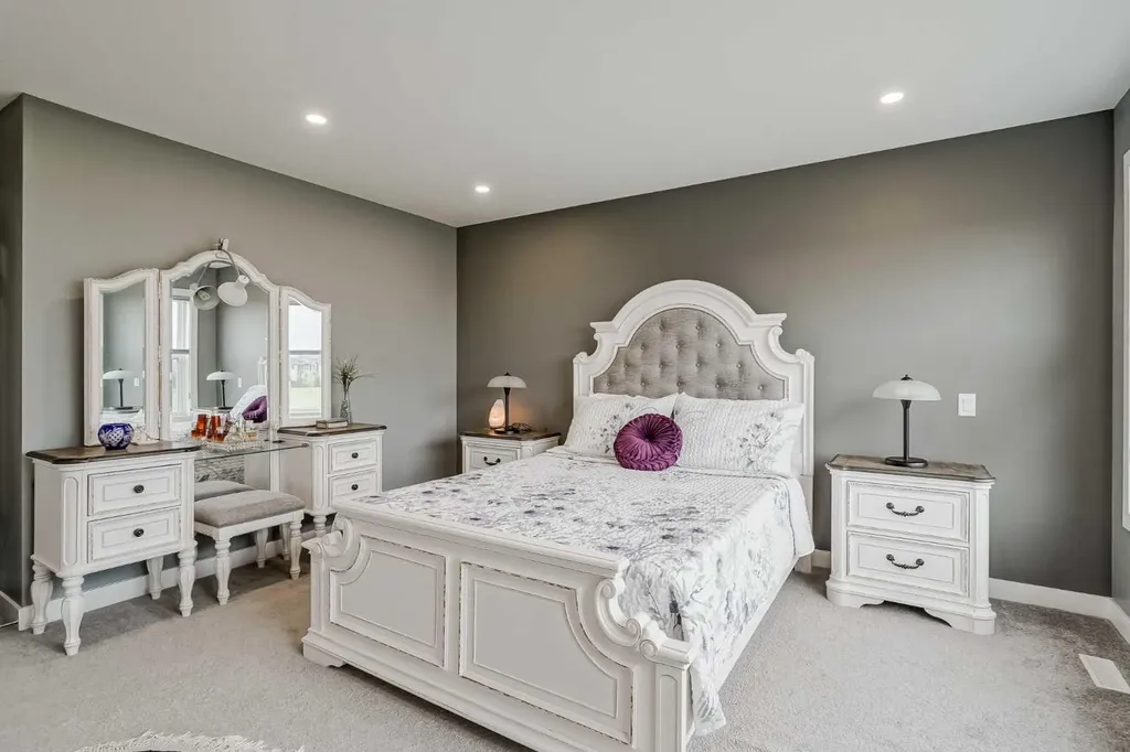 32 Legacy Cove SE Calgary AB T2X0Y7