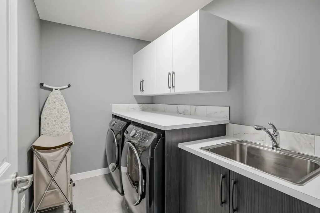 32 Legacy Cove SE Calgary AB T2X0Y7