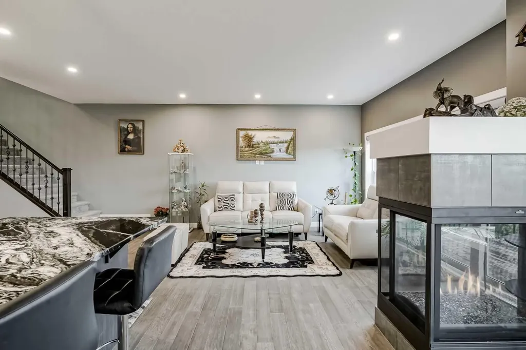 32 Legacy Cove SE Calgary AB T2X0Y7