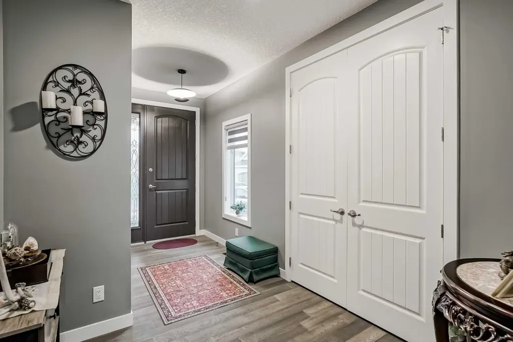 32 Legacy Cove SE Calgary AB T2X0Y7