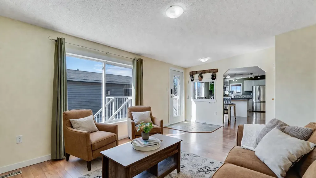 156 Meadowlark Lane Carstairs AB T0M0N0