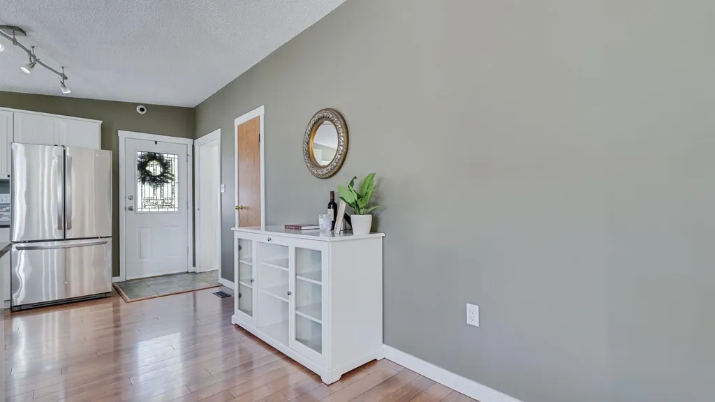 156 Meadowlark Lane Carstairs AB T0M0N0
