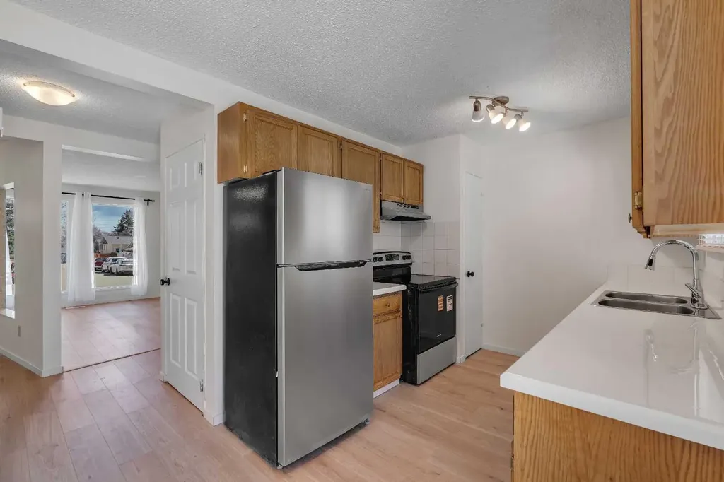 68 Templeson Crescent NE Calgary AB T1Y 5L8