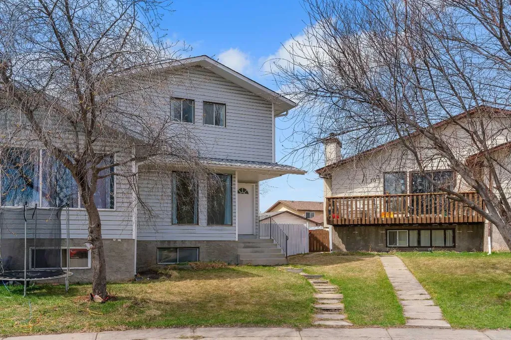 68 Templeson Crescent NE Calgary AB T1Y 5L8
