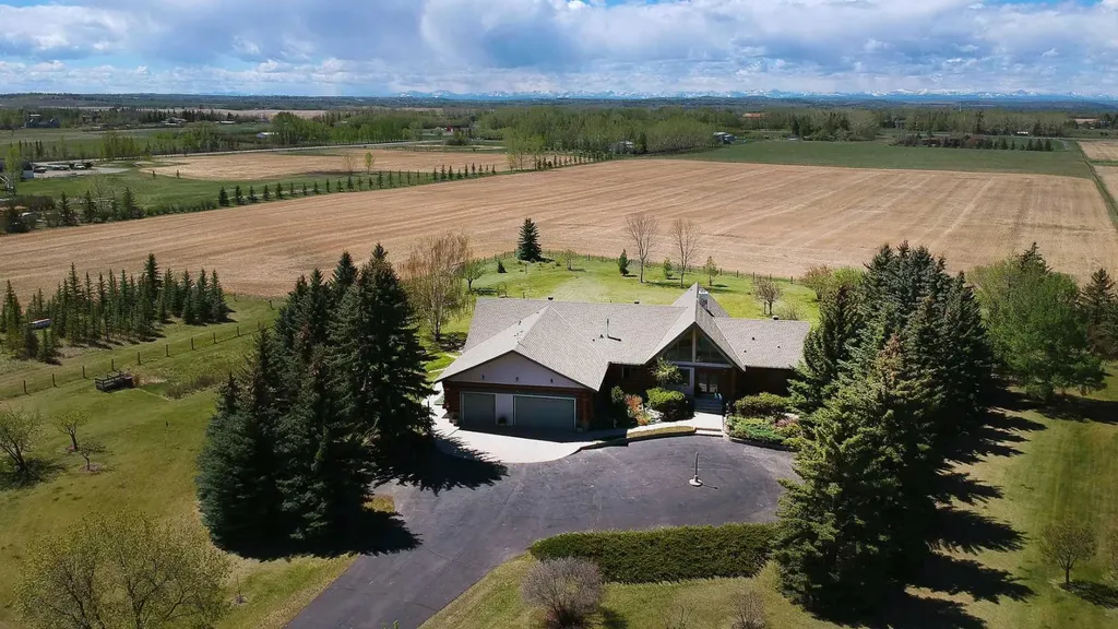 226101 88 Street E Rural Foothills County AB T1S 3Y2