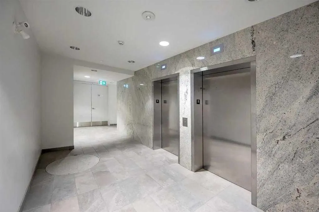 7171 80 Avenue Calgary AB T3J0P6