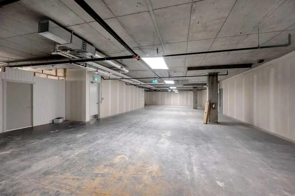 7171 80 Avenue Calgary AB T3J0P6