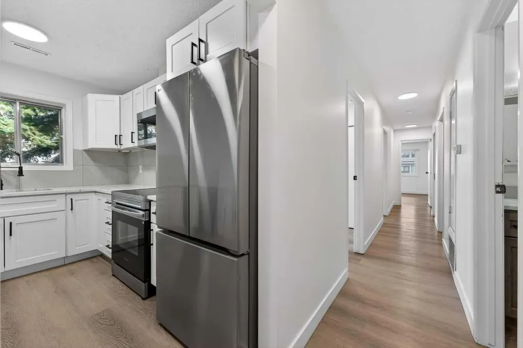 934 5a Street NW Calgary AB T2N1R6