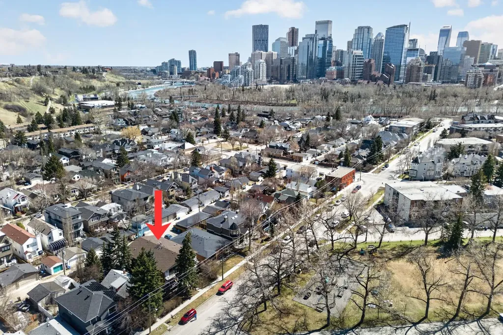 934 5a Street NW Calgary AB T2N1R6
