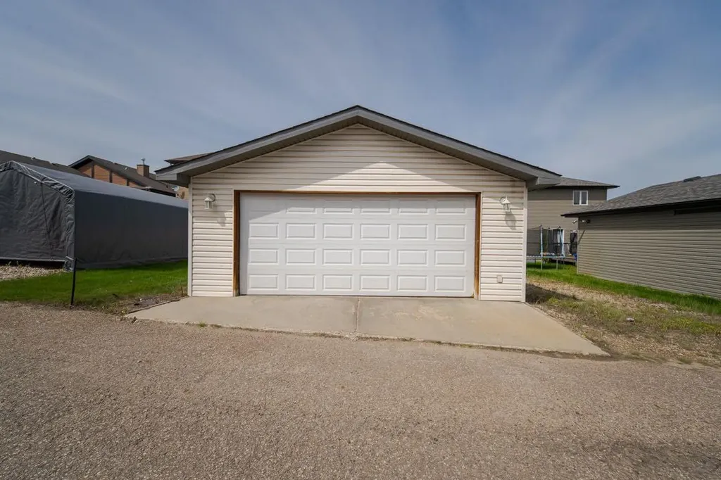 141 Snowy Owl Way Fort Mcmurray AB T9K 0R7