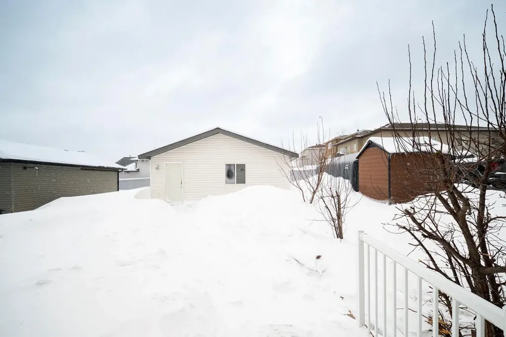 141 Snowy Owl Way Fort Mcmurray AB T9K 0R7