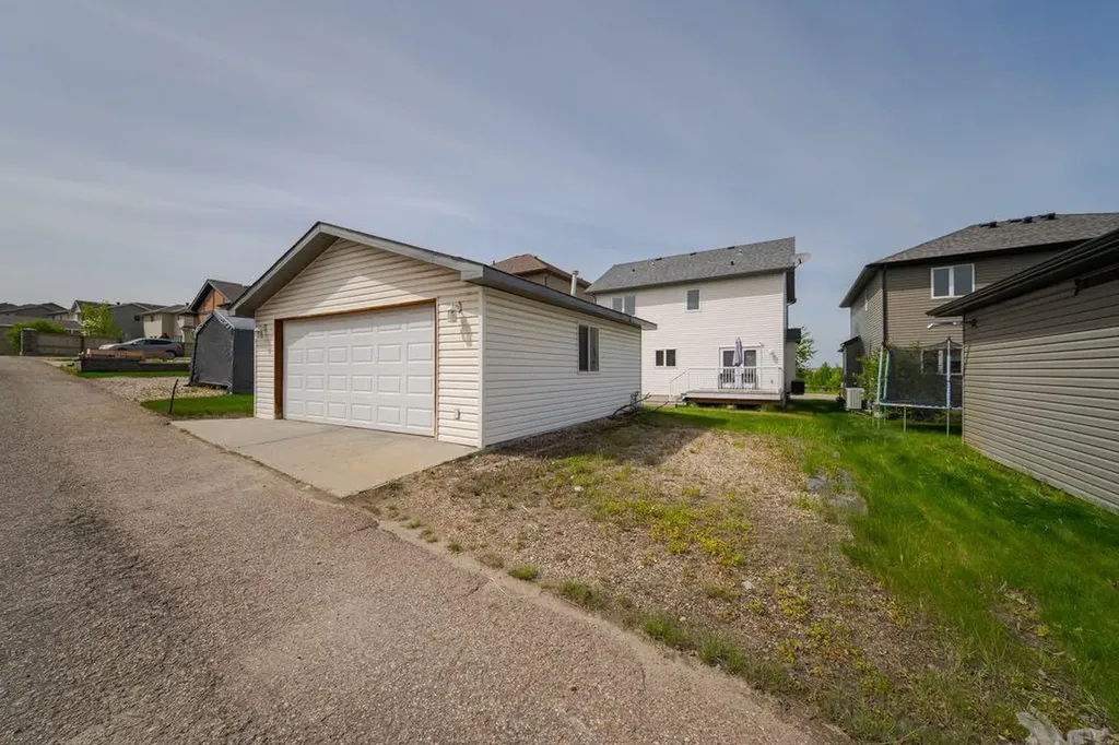 141 Snowy Owl Way Fort Mcmurray AB T9K 0R7
