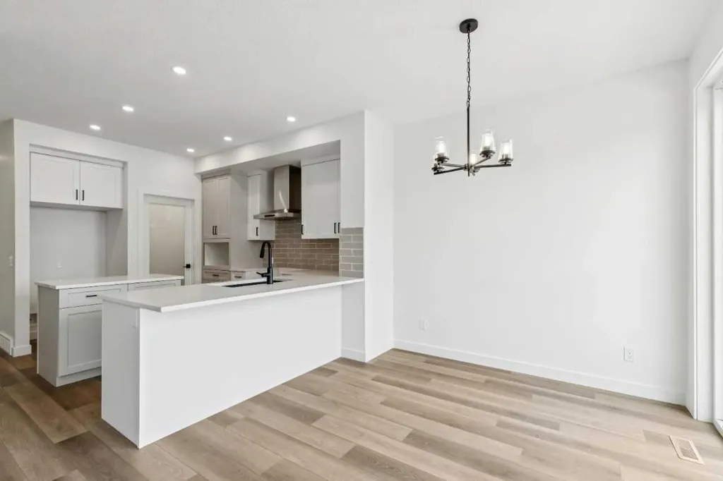 116 Amblefield Grove NW Calgary AB T3P2L4
